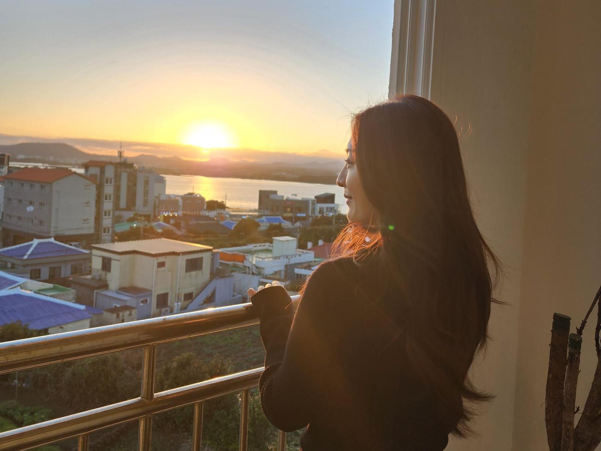 Pureun Jeju Pension Согвипхо Экстерьер фото